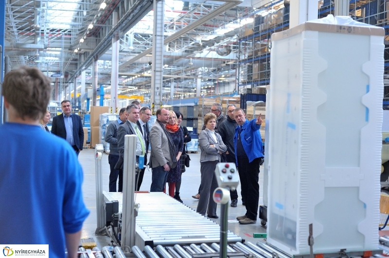 Gyárlátogatás az Electroluxnál - fotó Szarka Lajos