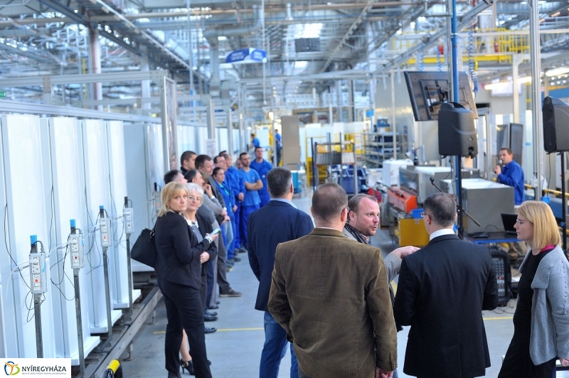 Gyárlátogatás az Electroluxnál - fotó Szarka Lajos