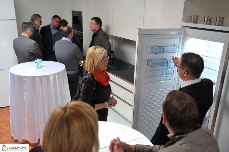 Gyárlátogatás az Electroluxnál - fotó Szarka Lajos