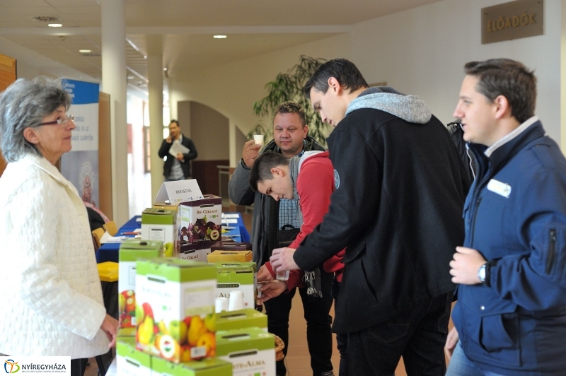 Agrár konferencia a Nyíregyházi Egyetemen - fotó Szarka Lajos