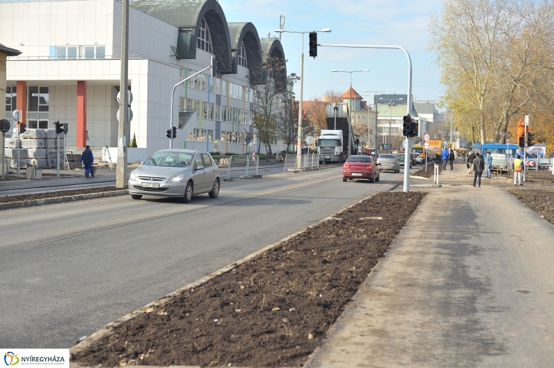 Elkezdődött a beruházás a Szegfű utcán - fotó Szarka Lajos