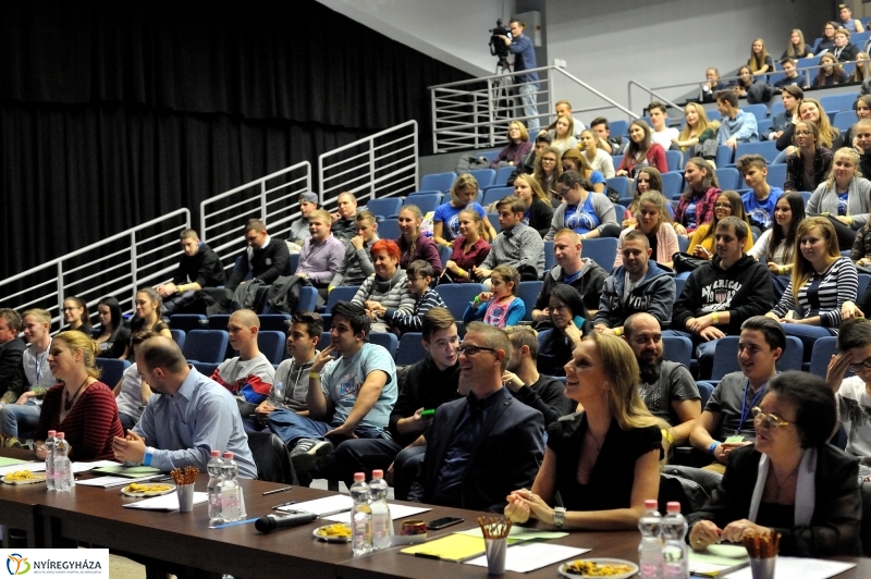 I Városi Verébavató - fotó Szarka Lajos