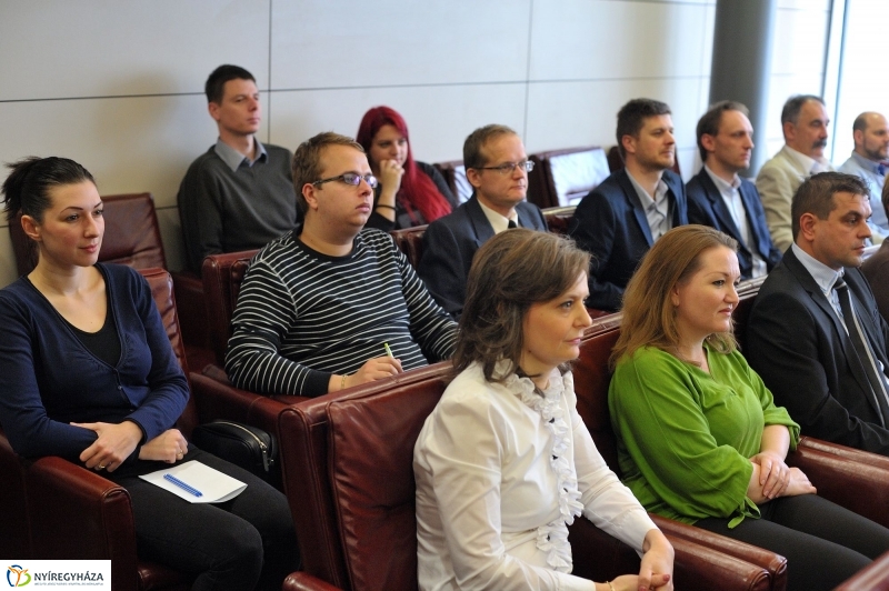 LEGO megállapodás a Nyíregyházi Egyetemen - fotó Szarka Lajos