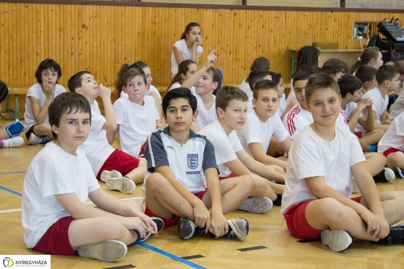 Sport legyen a tied a Bem iskolában - fotó Szarka Lajos