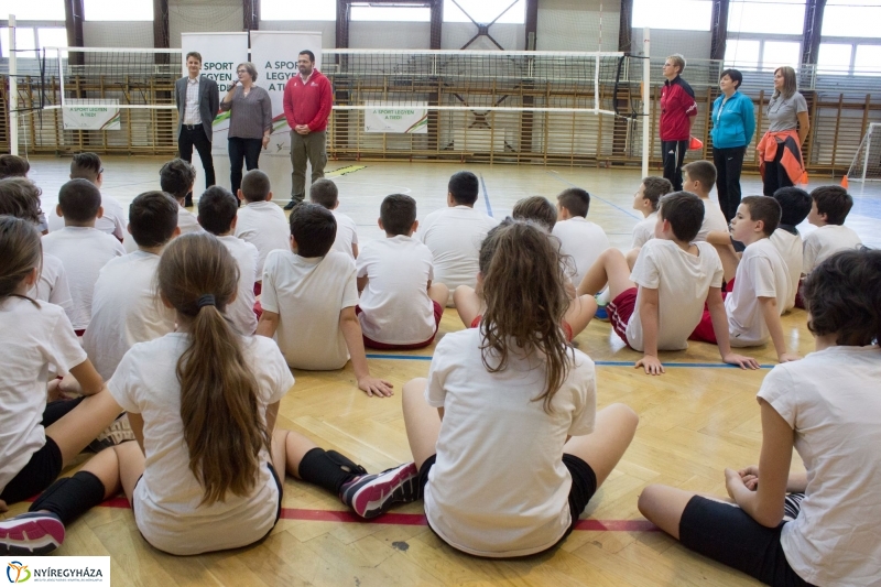 Sport legyen a tied a Bem iskolában - fotó Szarka Lajos