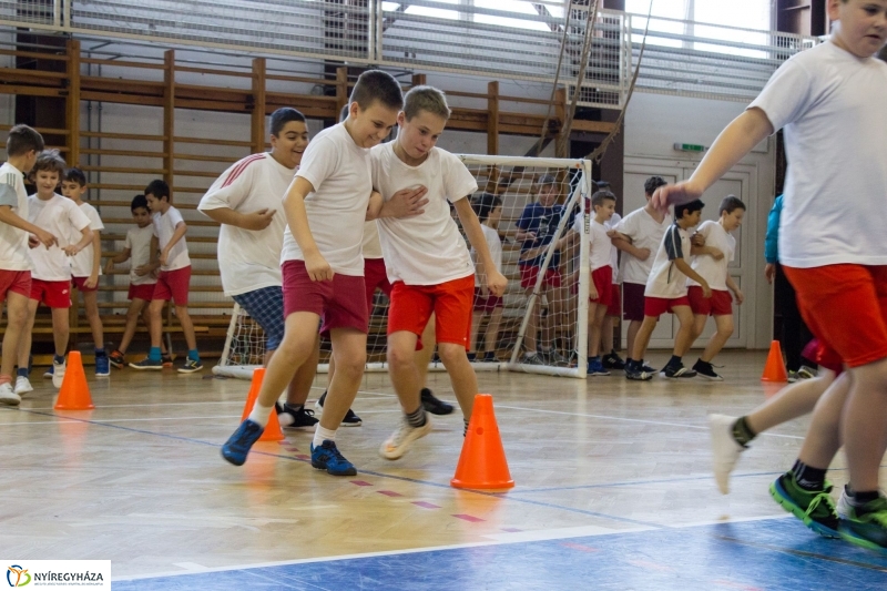 Sport legyen a tied a Bem iskolában - fotó Szarka Lajos