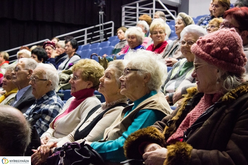 Öregedés Művészete 20161116 - fotó Szarka Lajos