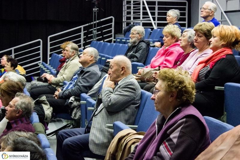 Öregedés Művészete 20161116 - fotó Szarka Lajos