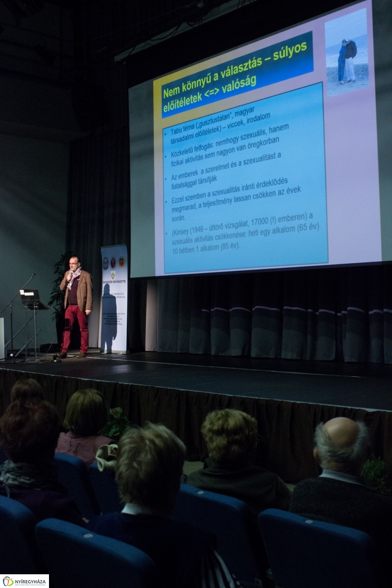 Öregedés Művészete 20161116 - fotó Szarka Lajos