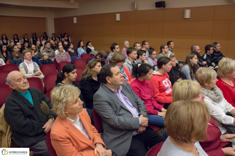 Értékes Esték-Cantemus - fotó Szarka Lajos