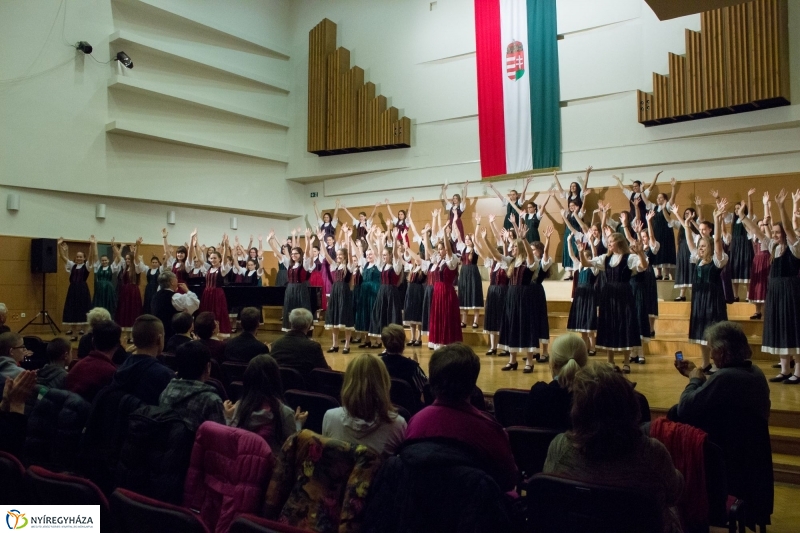 Értékes Esték-Cantemus - fotó Szarka Lajos