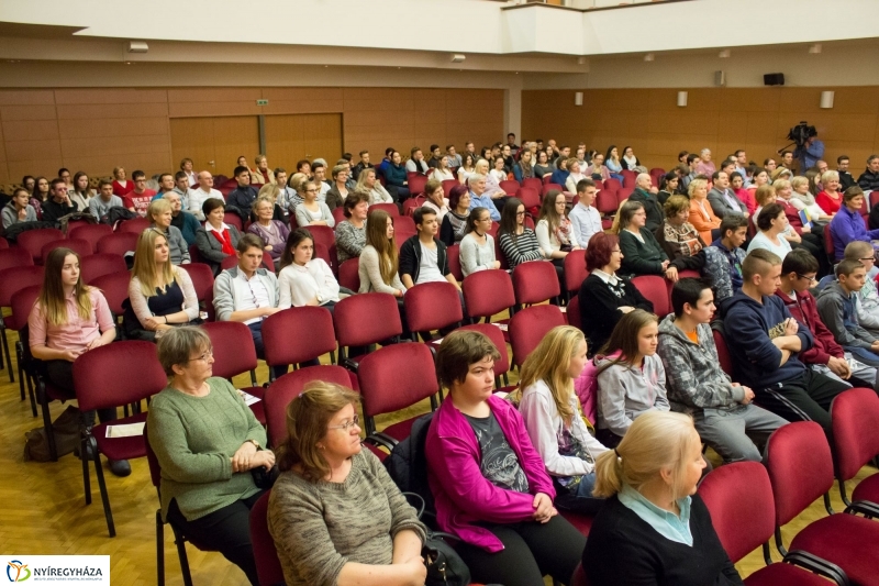 Értékes Esték-Cantemus - fotó Szarka Lajos
