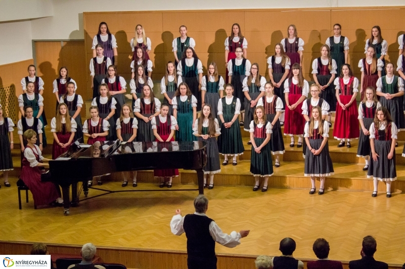 Értékes Esték-Cantemus - fotó Szarka Lajos