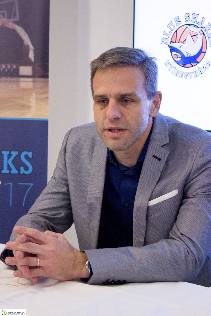 Kosaras támogatás - fotó Szarka Lajos