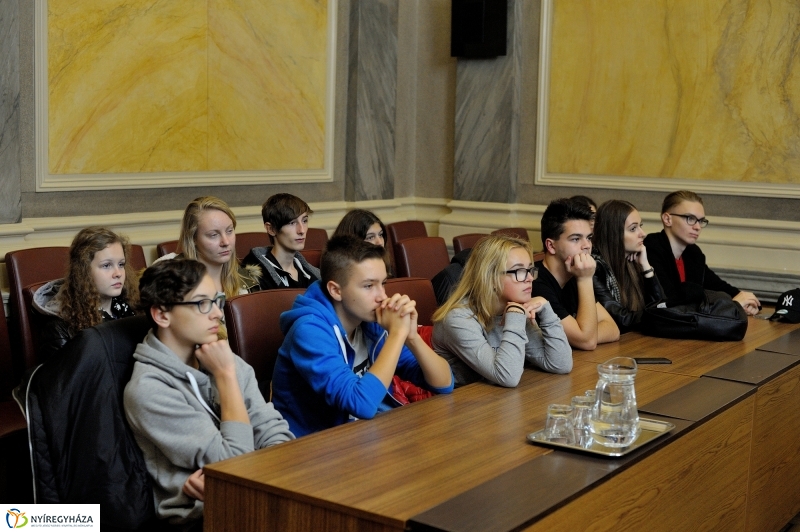 Külföldi diákok a Városházán - fotó Szarka Lajos