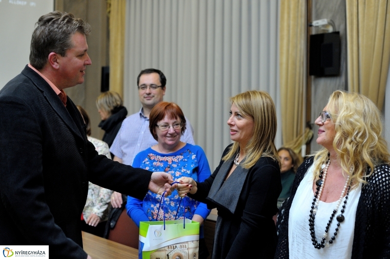 Külföldi diákok a Városházán - fotó Szarka Lajos