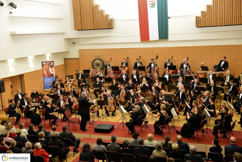 A Budapesti Fesztiválzenekar volt a Filharmónia vendége Nyíregyházán
