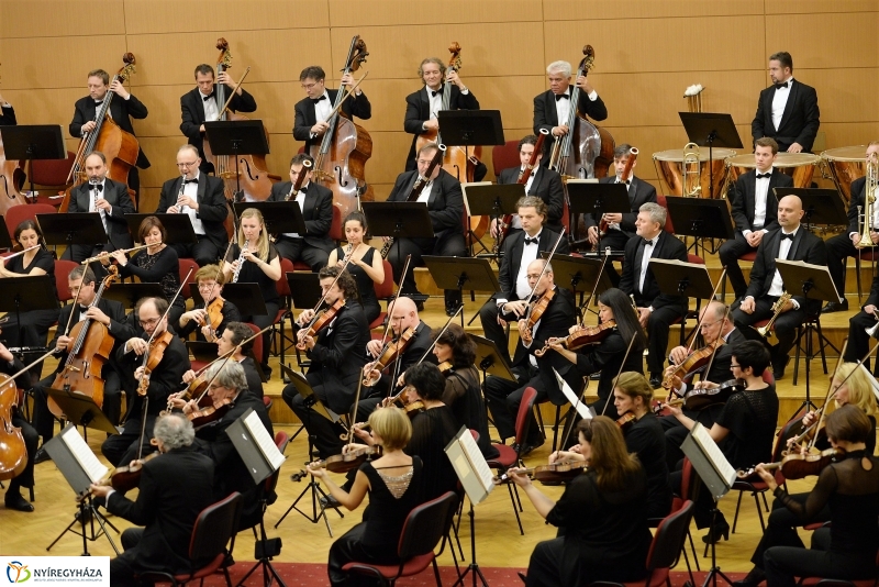 A Budapesti Fesztiválzenekar volt a Filharmónia vendége Nyíregyházán