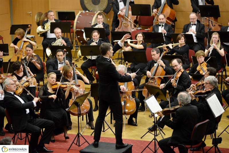 A Budapesti Fesztiválzenekar volt a Filharmónia vendége Nyíregyházán