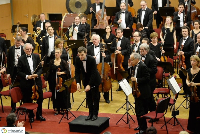 A Budapesti Fesztiválzenekar volt a Filharmónia vendége Nyíregyházán