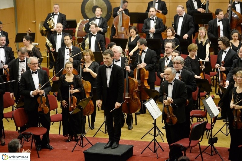 A Budapesti Fesztiválzenekar volt a Filharmónia vendége Nyíregyházán