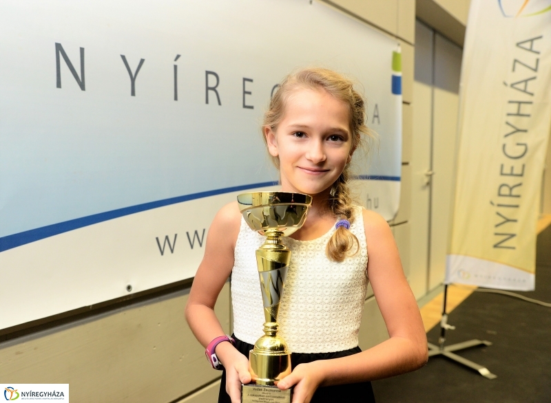 Sportgála porték 1