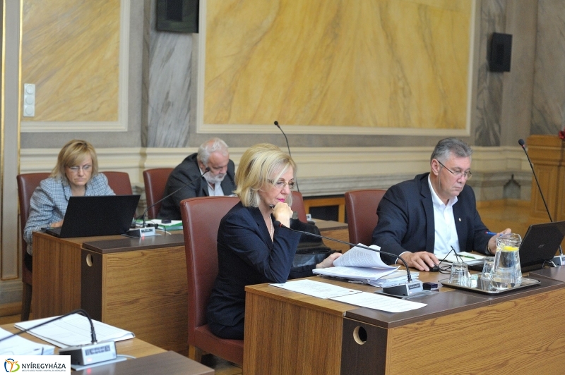 Városi Közgyűlés 20161124 - fotó Szarka Lajos