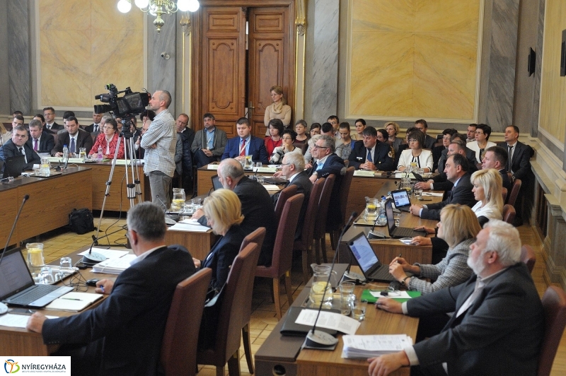 Városi Közgyűlés 20161124 - fotó Szarka Lajos