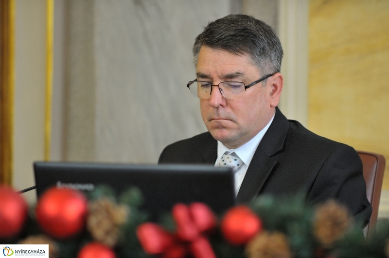 Városi Közgyűlés 20161124 - fotó Szarka Lajos