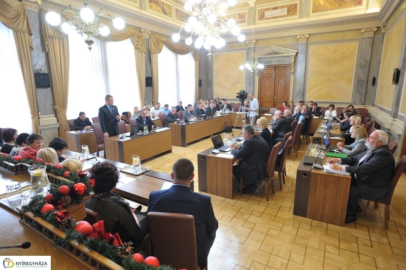 Városi Közgyűlés 20161124 - fotó Szarka Lajos