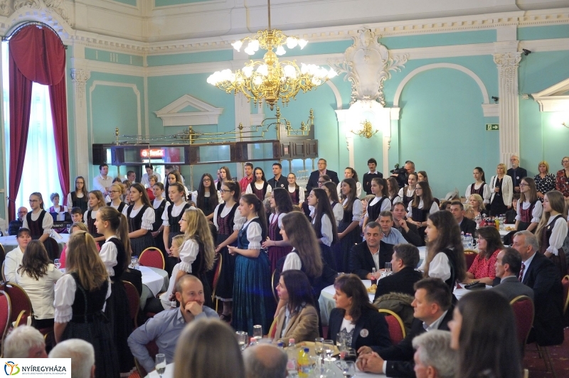 25 éves a Vela Pékség - fotó Szarka Lajos