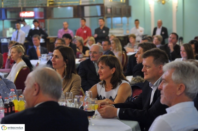 25 éves a Vela Pékség - fotó Szarka Lajos