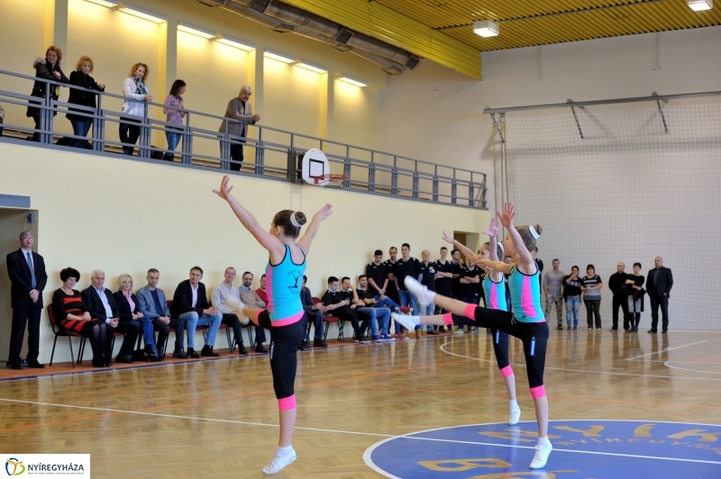 Tornaterem átadás a Bánkiban - fotó Szarka Lajos