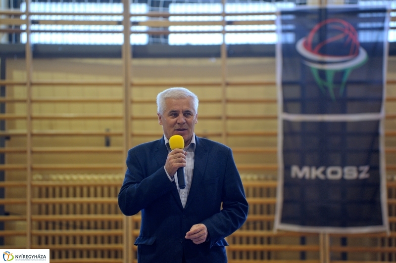 Tornaterem átadás a Bánkiban - fotó Szarka Lajos