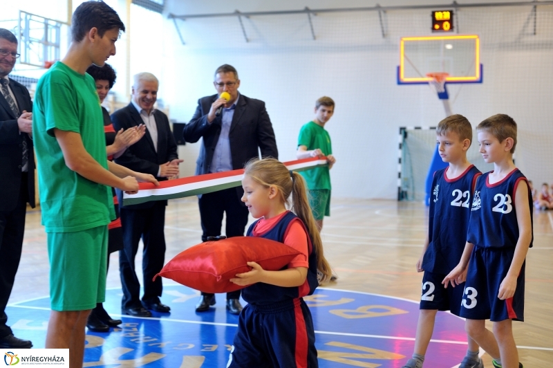 Tornaterem átadás a Bánkiban - fotó Szarka Lajos