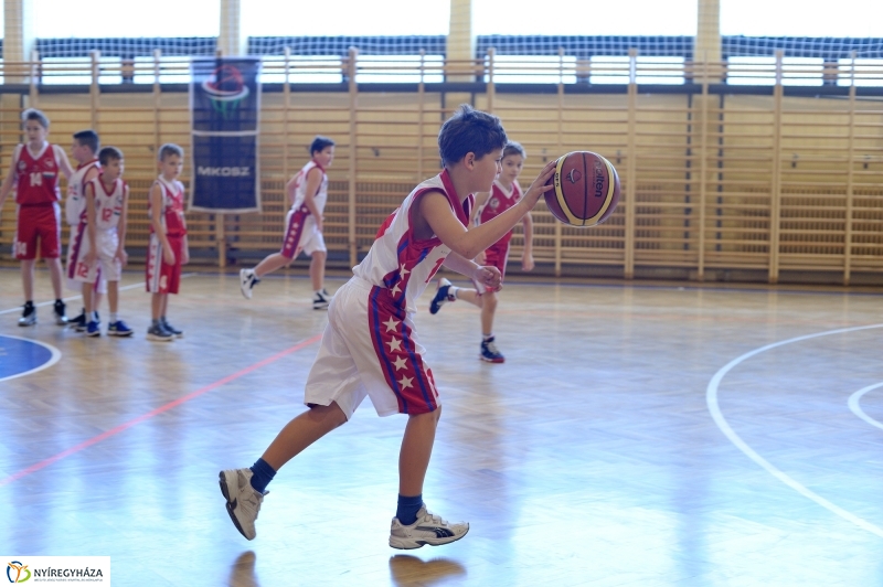 Tornaterem átadás a Bánkiban - fotó Szarka Lajos