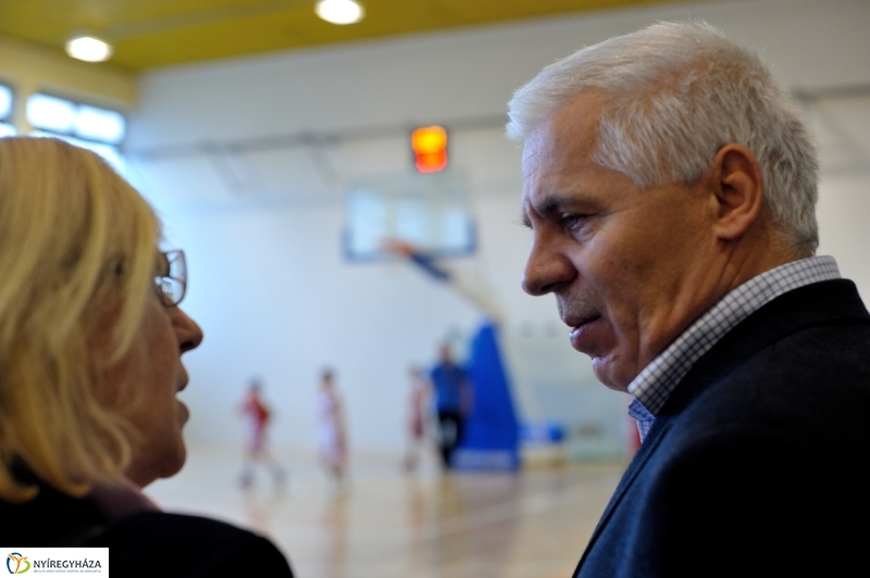 Tornaterem átadás a Bánkiban - fotó Szarka Lajos