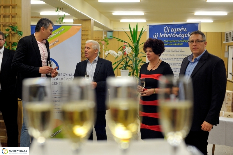 Tornaterem átadás a Bánkiban - fotó Szarka Lajos