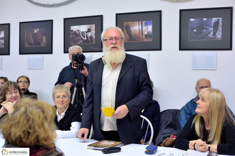 Ahol szétoszlik a világosság - fotó Szarka Lajos