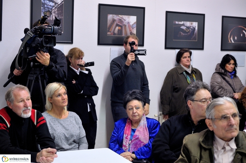 Ahol szétoszlik a világosság - fotó Szarka Lajos