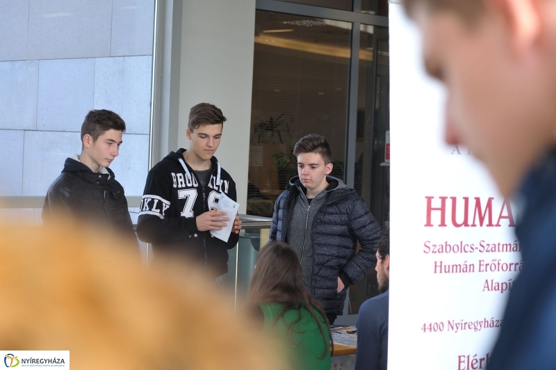 Közösségi szolgálat börze - fotó Szarka Lajos