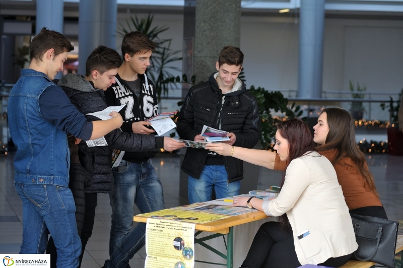 Közösségi szolgálat börze - fotó Szarka Lajos