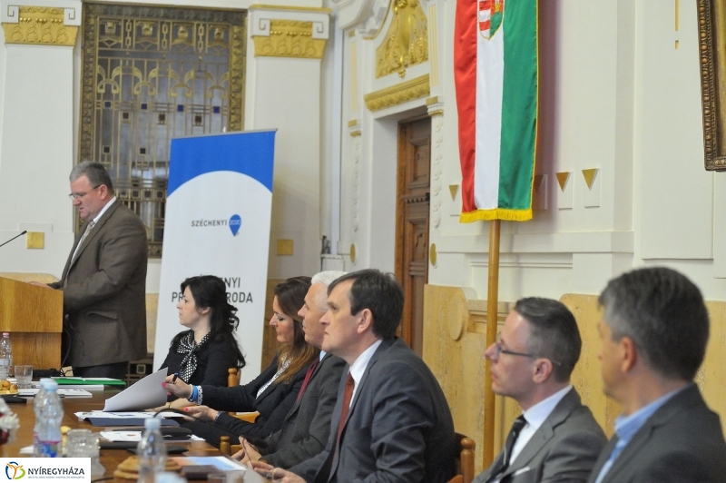 Közel a segítség konferencia - fotó Szarka Lajos