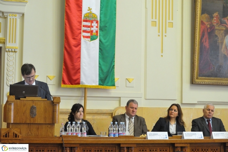 Közel a segítség konferencia - fotó Szarka Lajos