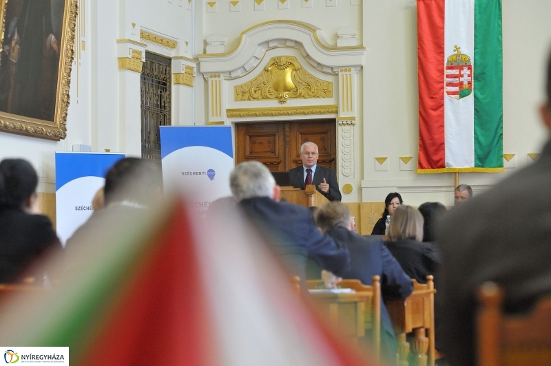 Közel a segítség konferencia - fotó Szarka Lajos