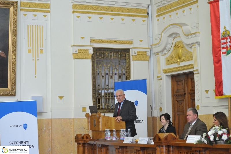 Közel a segítség konferencia - fotó Szarka Lajos