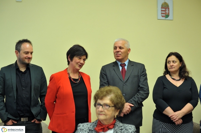 Könyvtáravató a Zrínyi gimnáziumban - fotó Szarka Lajos