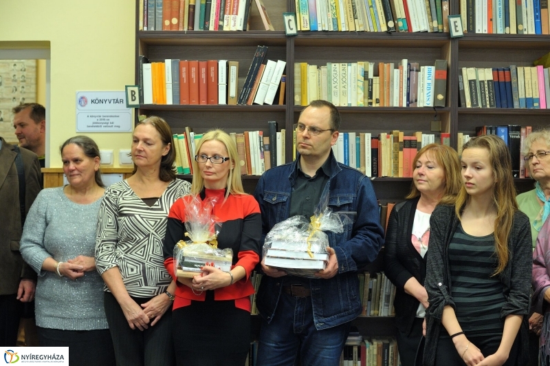 Könyvtáravató a Zrínyi gimnáziumban - fotó Szarka Lajos