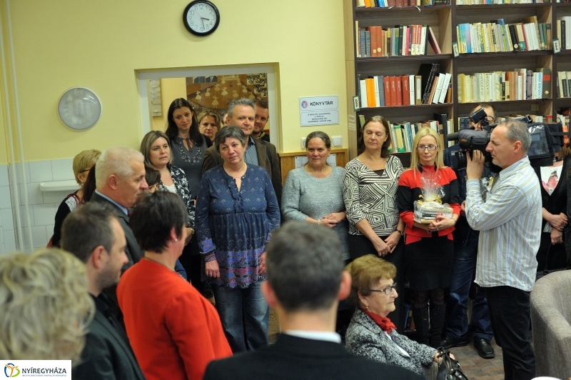 Könyvtáravató a Zrínyi gimnáziumban - fotó Szarka Lajos