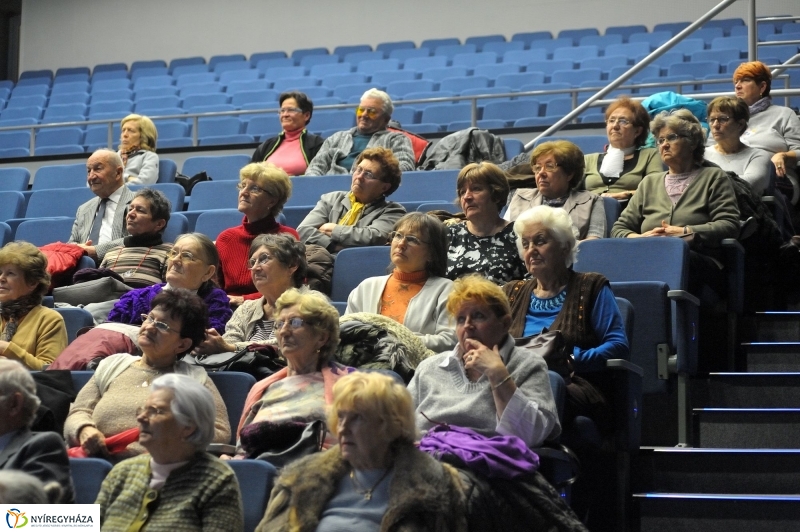 Szépkorúak Akadémiája 20161130 - fotó Szarka Lajos